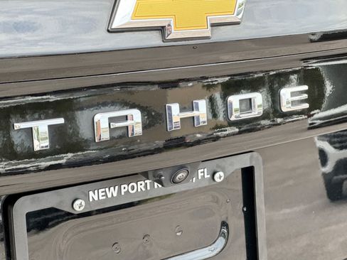 Used 2025 Chevrolet Tahoe Premier AWD/4WD image 19