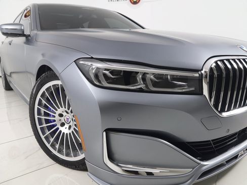 Used 2022 BMW ALPINA B7 xDrive w/ Luxury Rear Seating Package image 29