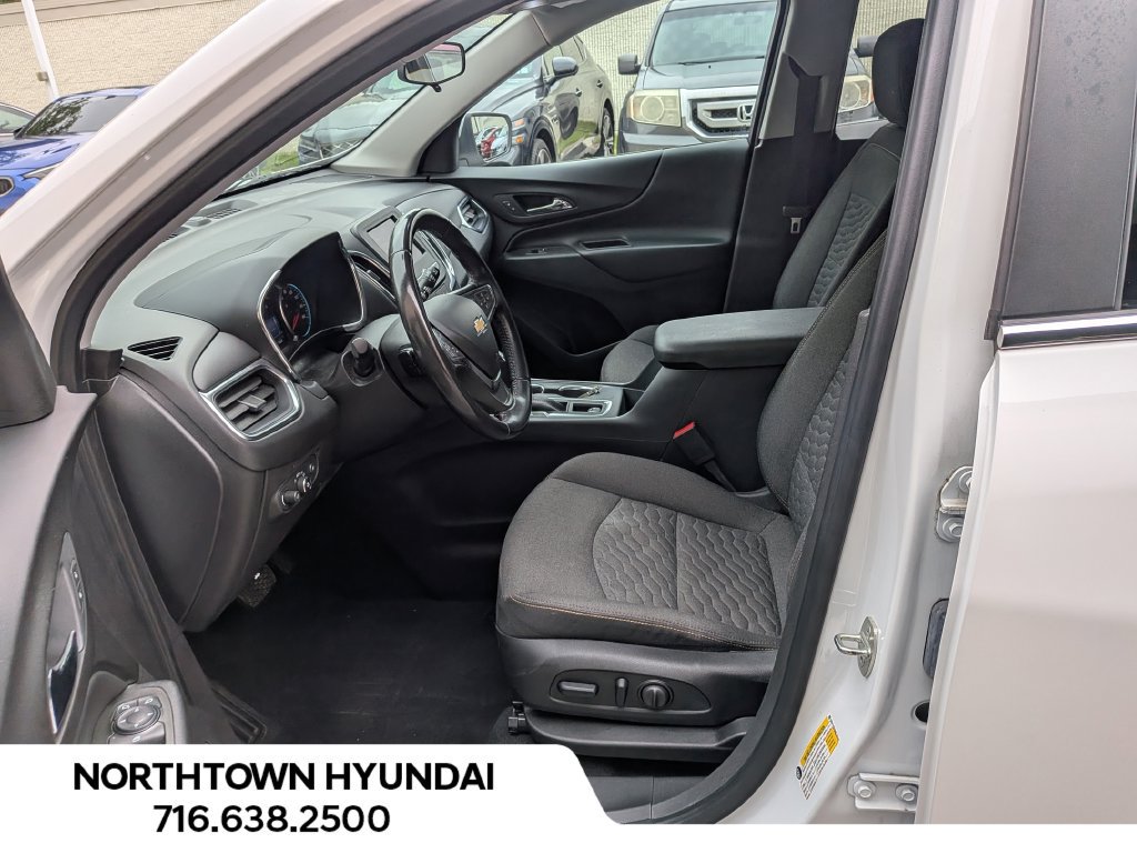 Used 2021 Chevrolet Equinox LT FWD image 9
