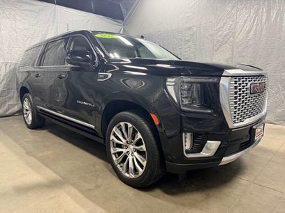 Used 2022 GMC Yukon XL Denali w/ Denali Premium Package
