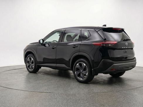 Used 2025 Nissan Rogue SV AWD/4WD image 6