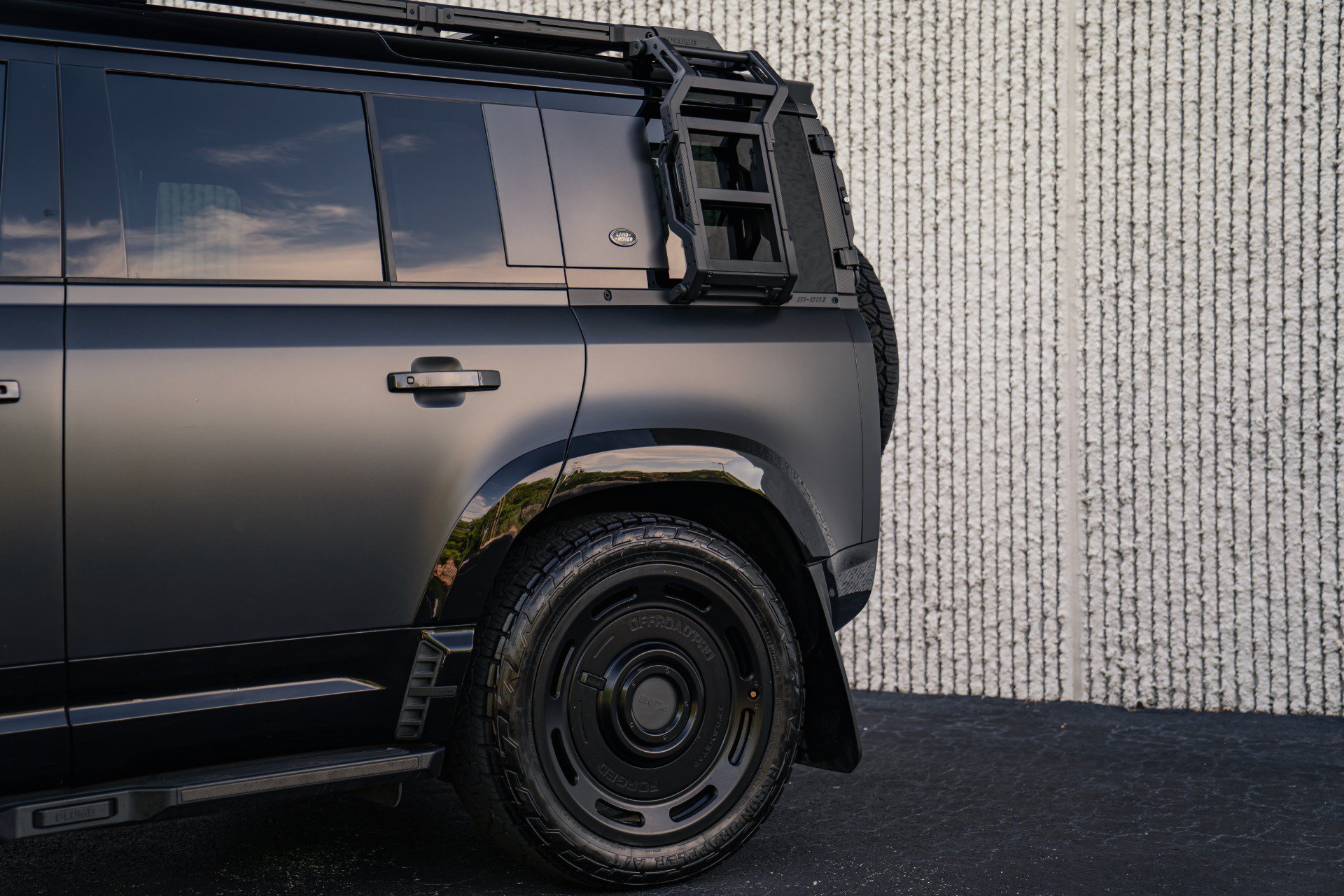 Used 2021 Land Rover Defender 110 X AWD/4WD image 22