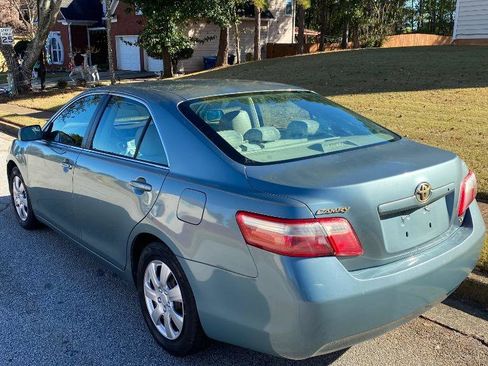 Used 2007 Toyota Camry LE image 1