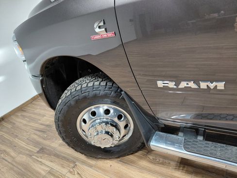 Used 2024 RAM 3500 Laramie image 42