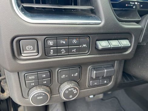 Used 2023 Chevrolet Tahoe High Country w/ Advanced Technology Package AWD/4WD image 22