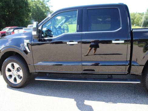 Used 2022 Ford F150 Platinum w/ Equipment Group 701A High AWD/4WD image 21