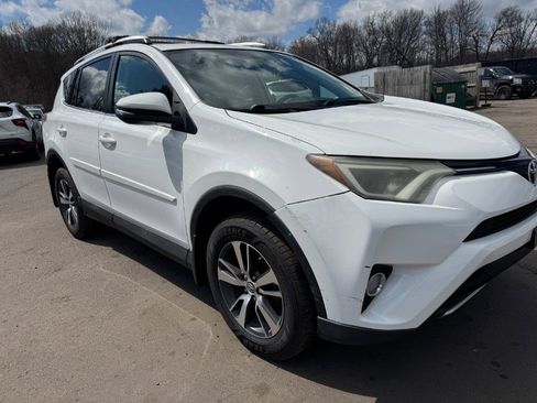 Used 2016 Toyota RAV4 XLE w/ Protection Package image 12