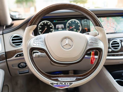 Used 2017 Mercedes-Benz S 550 Sedan image 23