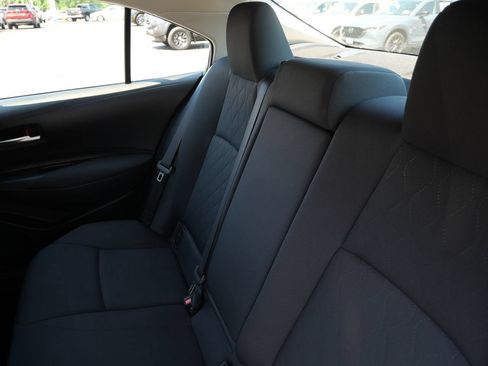 Used 2020 Toyota Corolla LE FWD image 24