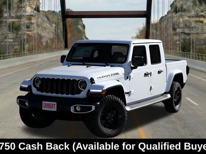 New 2026 Jeep Gladiator Sport