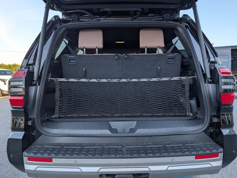 New 2025 Toyota 4Runner Limited image 33