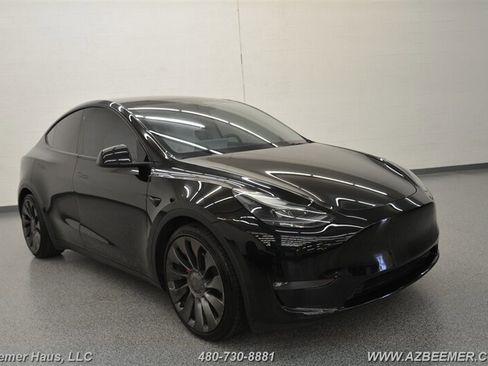 Used 2022 Tesla Model Y Performance AWD/4WD image 7