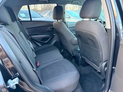 Used 2021 Chevrolet Trax LS w/ Tint and Cruise Package image 18