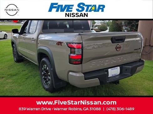 Used 2024 Nissan Frontier PRO-4X w/ Off-Road Protection Package AWD/4WD image 10