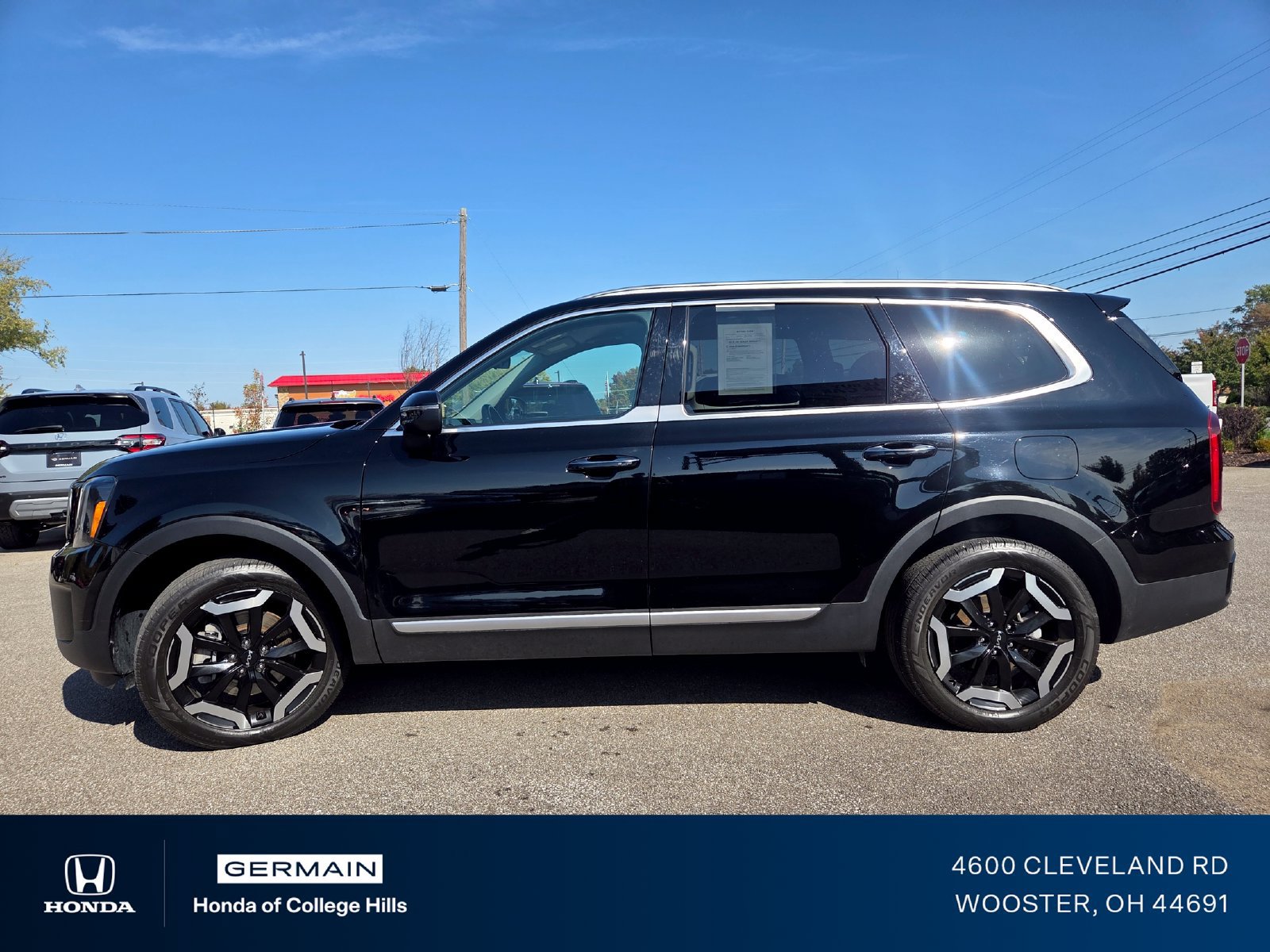 Used 2023 Kia Telluride S FWD image 18