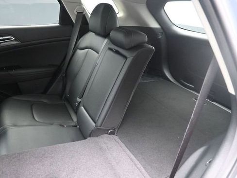 Used 2025 Kia Sportage EX w/ Premium Package FWD image 22