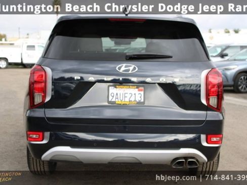 Used 2022 Hyundai Palisade Limited image 4