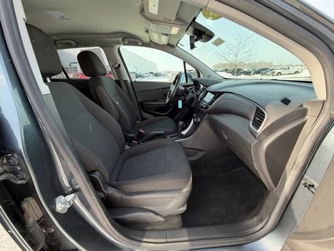 Used 2021 Chevrolet Trax LS w/ Tint and Cruise Package image 16