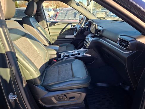 Certified 2022 Ford Explorer Timberline image 6