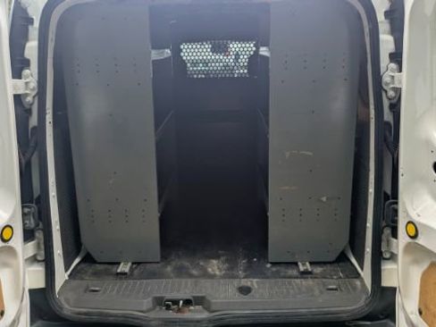 Used 2020 Ford Transit Connect XLT image 13