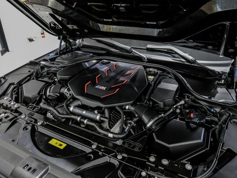 Used 2025 BMW M5 w/ Carbon Package image 53