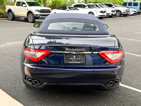 Used 2012 Maserati GranTurismo Convertible RWD image 6