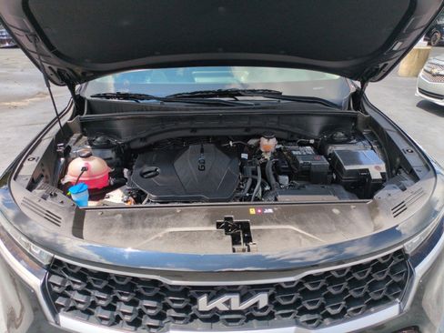 Certified 2023 Kia Sorento LX FWD image 28