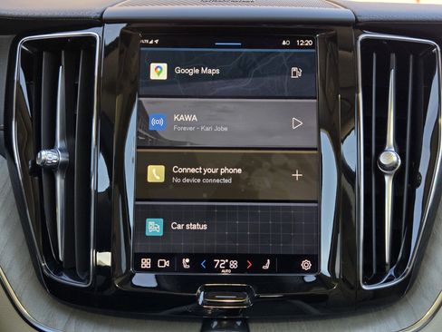 Used 2023 Volvo XC60 B6 Ultimate w/ Protection Package Premier image 25