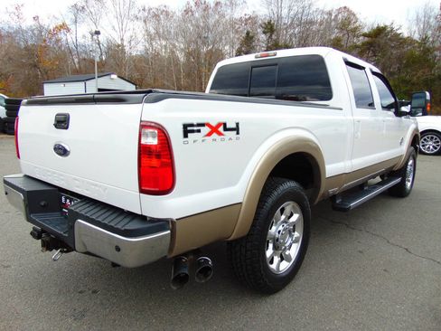 Used 2011 Ford F250 Lariat w/ Lariat Ultimate Pkg image 70