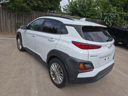 Used 2020 Hyundai Kona SEL Plus w/ Cargo Package FWD image 2