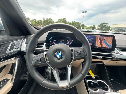 Certified 2025 BMW X1 xDrive28i w/ Premium Package AWD/4WD image 14