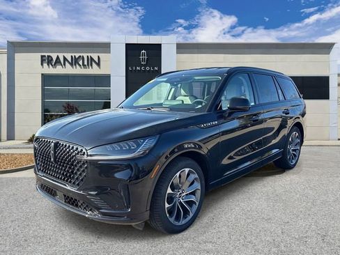 New 2026 Lincoln Aviator 2WD w/ Jet Appearance Package image 3