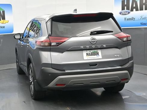 Used 2023 Nissan Rogue SV FWD image 4