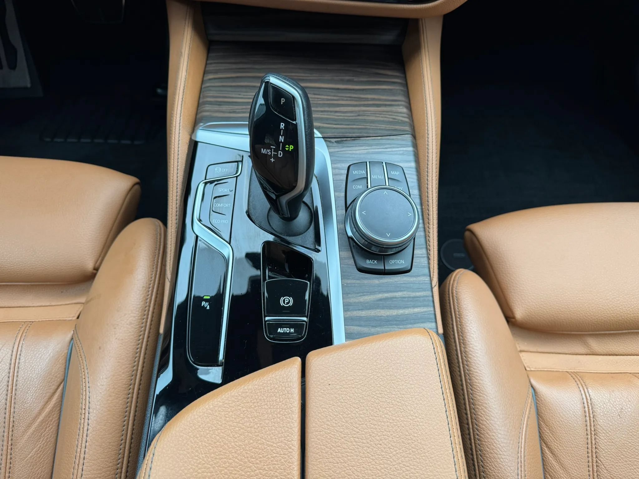 Used 2023 BMW 540i w/ M Sport Package RWD image 28