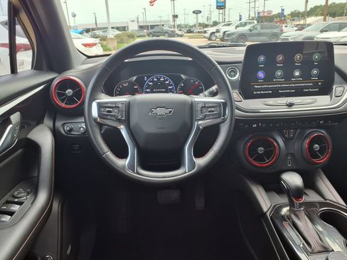 Used 2023 Chevrolet Blazer RS FWD image 17