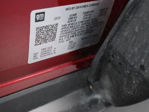 Used 2025 Chevrolet Trax LT image 20