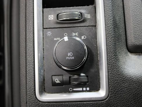 Used 2019 RAM 1500 Big Horn image 23