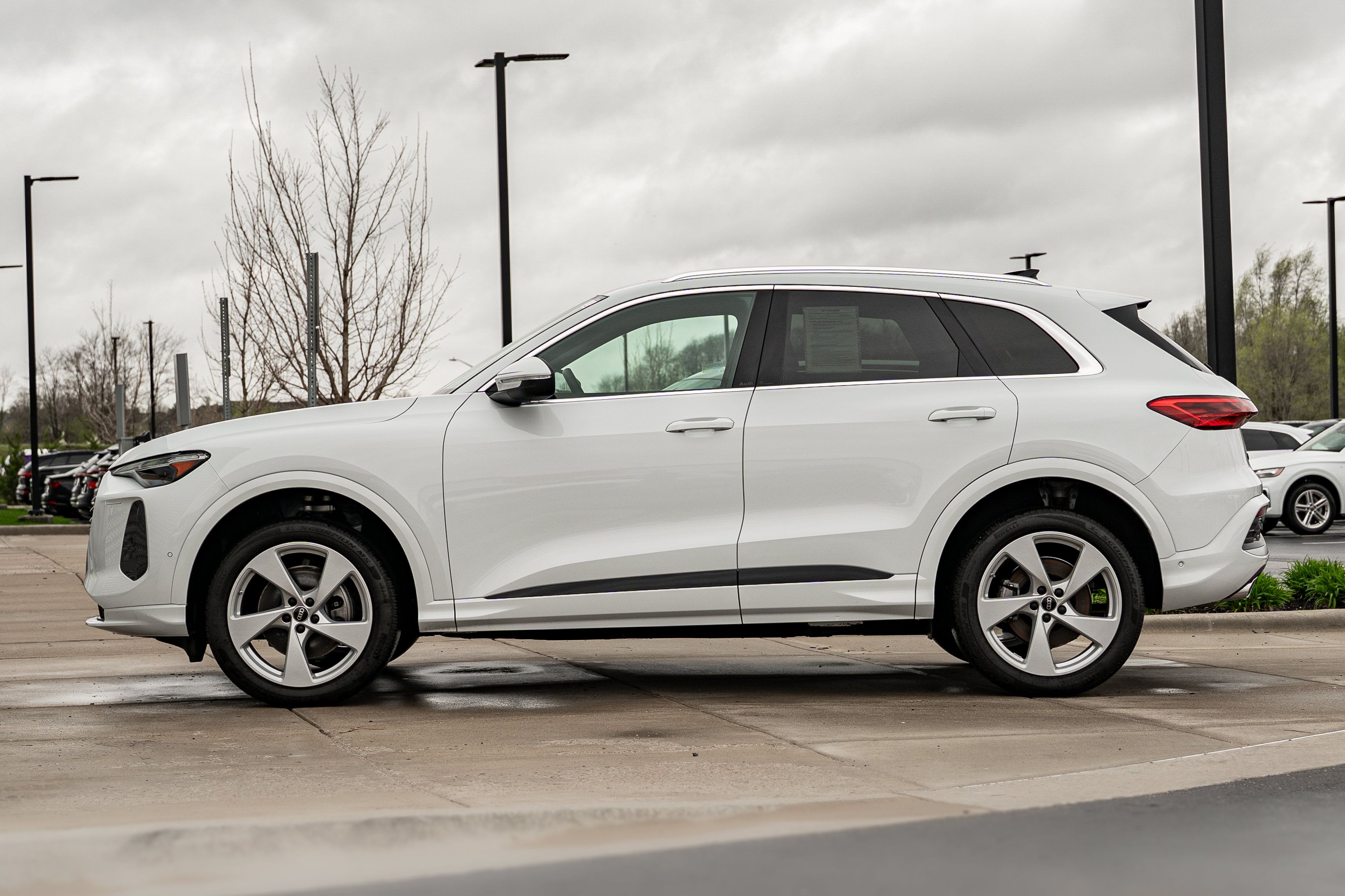 Certified 2025 Audi Q5 Premium w/ Premium Plus AWD/4WD image 5