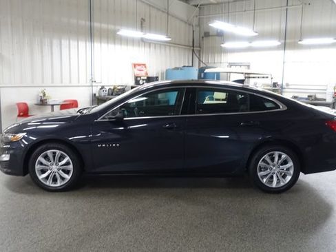 Used 2023 Chevrolet Malibu LT FWD image 4