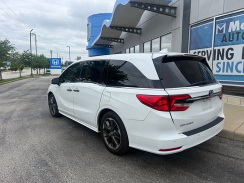 Used 2022 Honda Odyssey Elite image 11