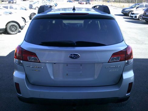 Used 2012 Subaru Outback 2.5i Limited w/ Moonroof Pkg AWD/4WD image 6