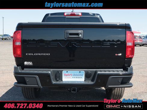 Used 2022 Chevrolet Colorado LT w/ Luxury Package AWD/4WD image 43