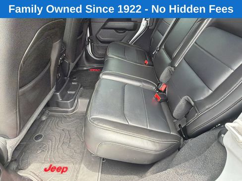 Certified 2023 Jeep Wrangler Unlimited Sahara AWD/4WD image 20