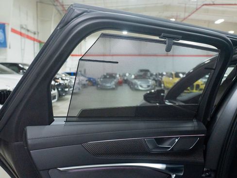 Used 2022 Audi RS 6 image 19