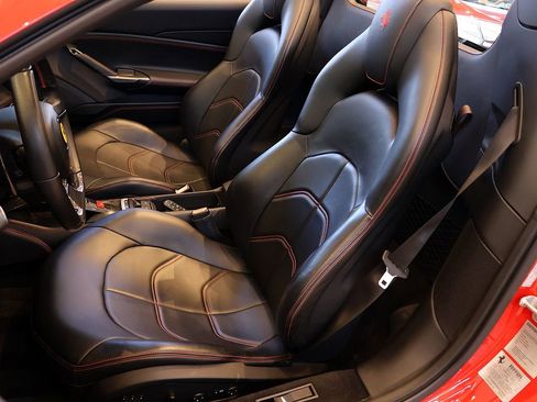 Certified 2017 Ferrari 488 Spider RWD image 5