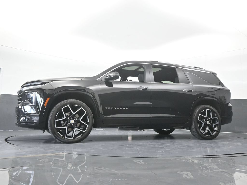 Used 2025 Chevrolet Traverse High Country FWD image 77