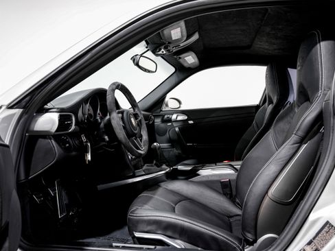 Used 2007 Porsche 911 Turbo AWD/4WD image 16