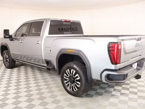 Used 2025 GMC Sierra 2500 Denali Ultimate AWD/4WD image 23