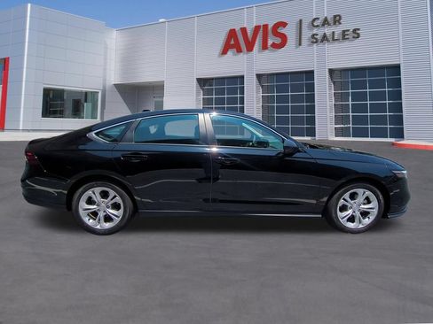 Used 2025 Honda Accord LX image 5
