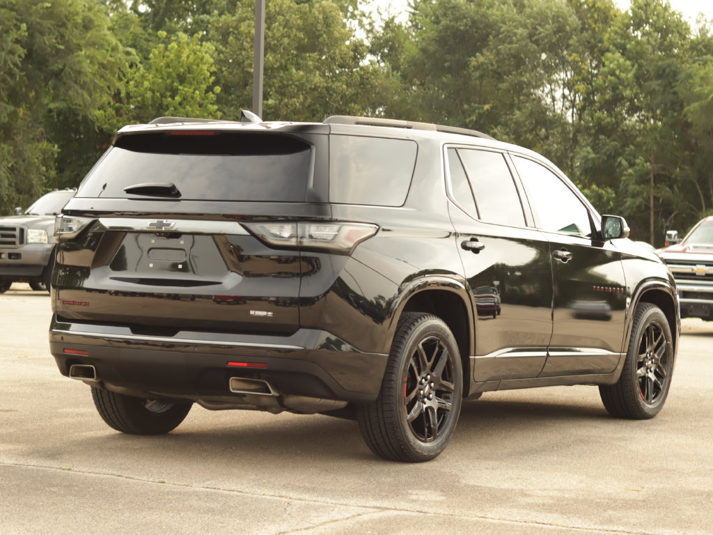 Used 2020 Chevrolet Traverse Premier w/ Redline Edition FWD image 7